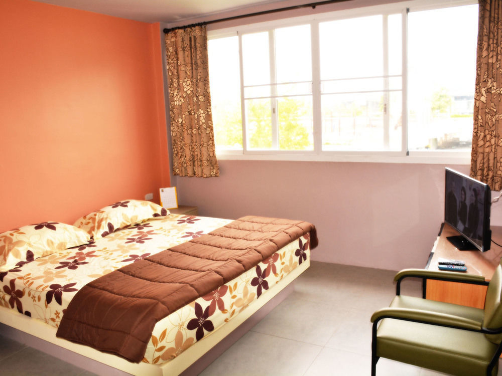 Hotel In Phuket House Exterior foto